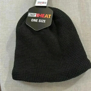 32 degrees Beanie